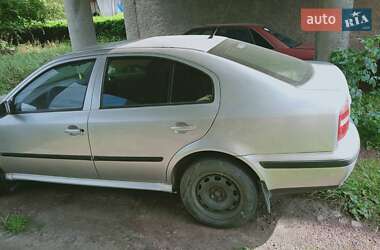 Лифтбек Skoda Octavia 1997 в 