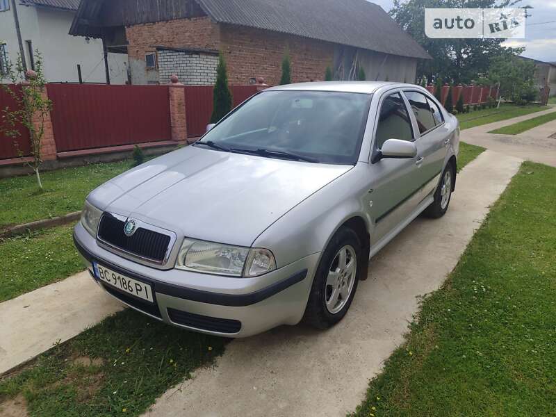 Ліфтбек Skoda Octavia 2002 в Болехові