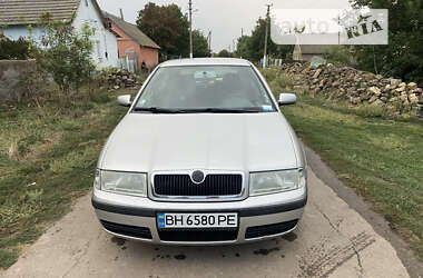 Ліфтбек Skoda Octavia 2001 в Сараті