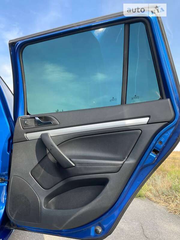 Універсал Skoda Octavia 2010 в Нових Санжарах