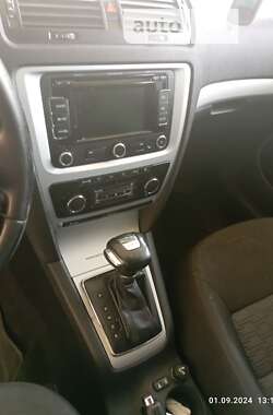 Универсал Skoda Octavia 2010 в 