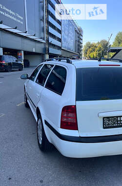 Універсал Skoda Octavia 2009 в Києві