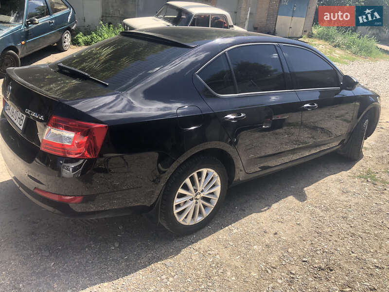 Лифтбек Skoda Octavia 2014 в Кропивницком