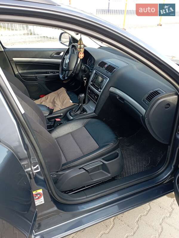 Універсал Skoda Octavia 2011 в Бучачі