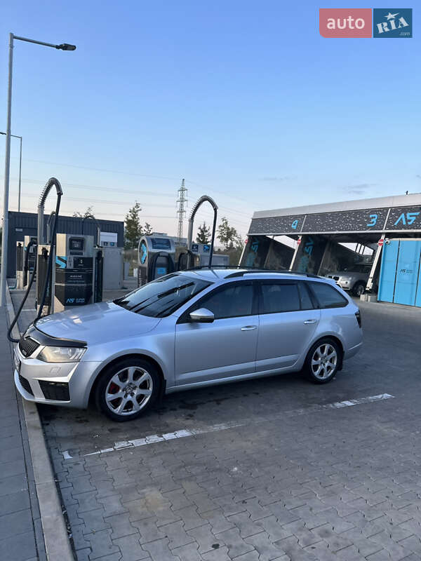 Универсал Skoda Octavia 2014 в Тячеве фото 2 Универсал Skoda Octavia 2014 в Тячеве