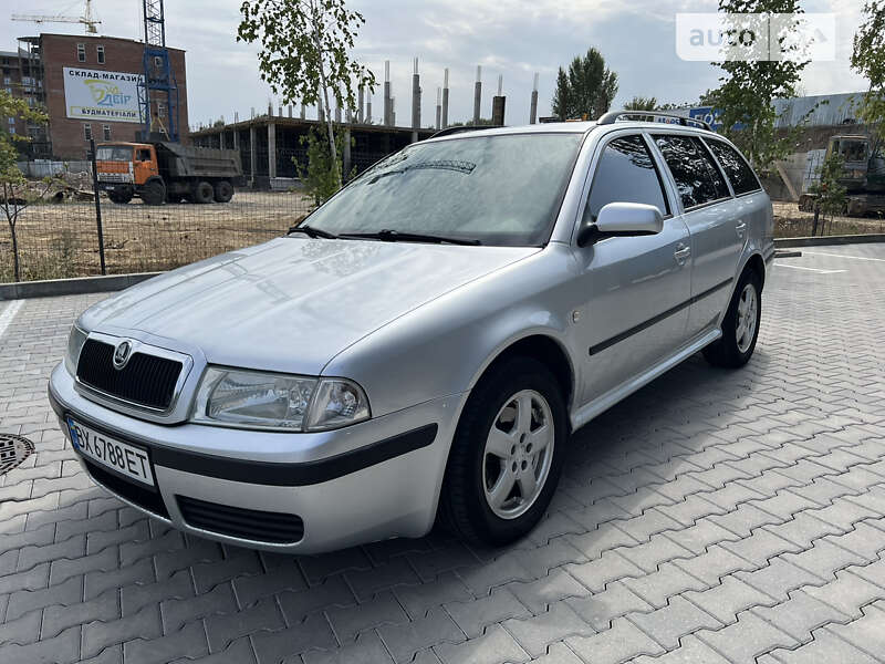 Універсал Skoda Octavia 2001 в Хмельницькому