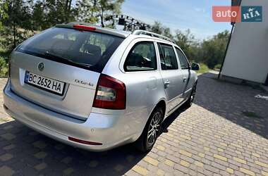 Універсал Skoda Octavia 2010 в 