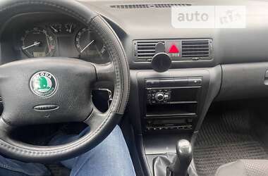 Лифтбек Skoda Octavia 2004 в Львове