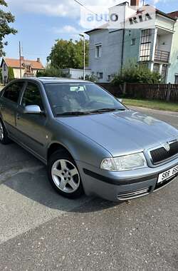 Лифтбек Skoda Octavia 2004 в Львове