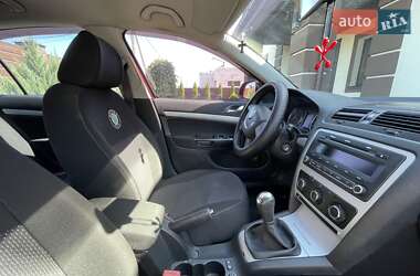 Лифтбек Skoda Octavia 2009 в 