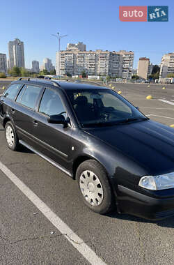 Универсал Skoda Octavia 2005 в Киеве