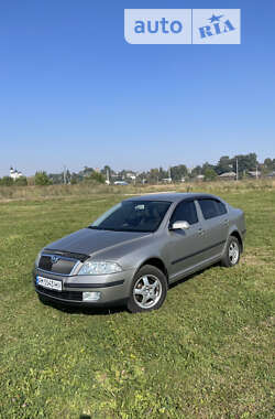 Лифтбек Skoda Octavia 2007 в Овруче