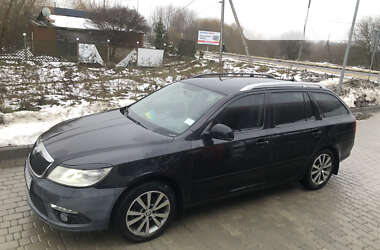 Универсал Skoda Octavia 2011 в Костополе