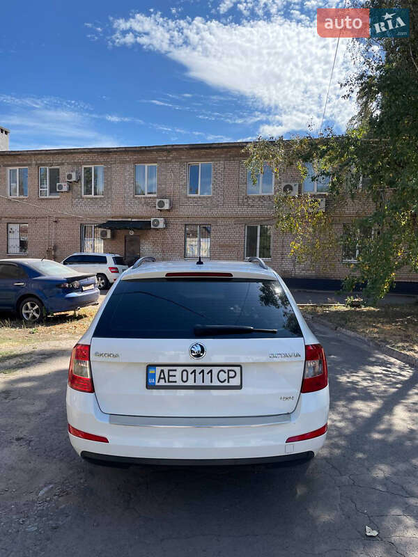 Універсал Skoda Octavia 2015 в Кривому Розі