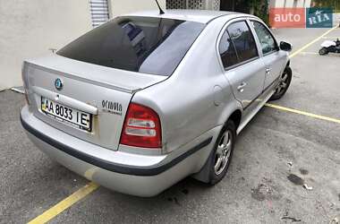 Ліфтбек Skoda Octavia 2003 в 