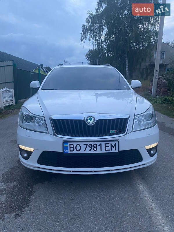 Універсал Skoda Octavia 2012 в Заліщиках