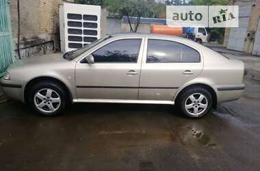 Лифтбек Skoda Octavia 2005 в Киеве