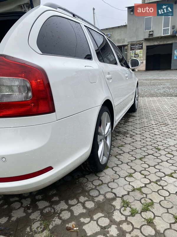 Універсал Skoda Octavia 2012 в Заліщиках
