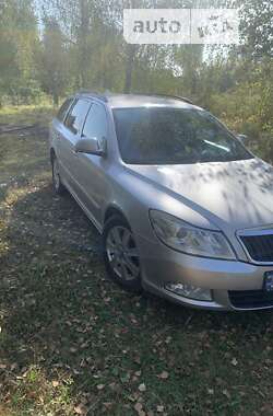 Універсал Skoda Octavia 2010 в Полонному