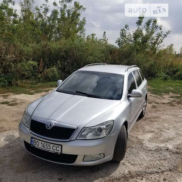 Универсал Skoda Octavia 2010 в Тернополе