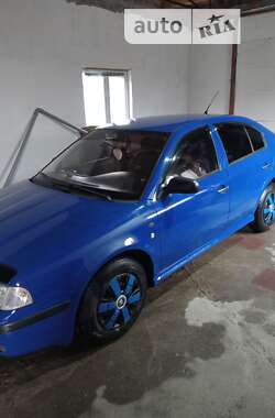 Лифтбек Skoda Octavia 2003 в Дубровице