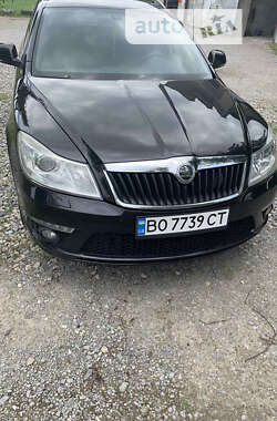 Универсал Skoda Octavia 2009 в Борщеве