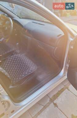 Лифтбек Skoda Octavia 2009 в 