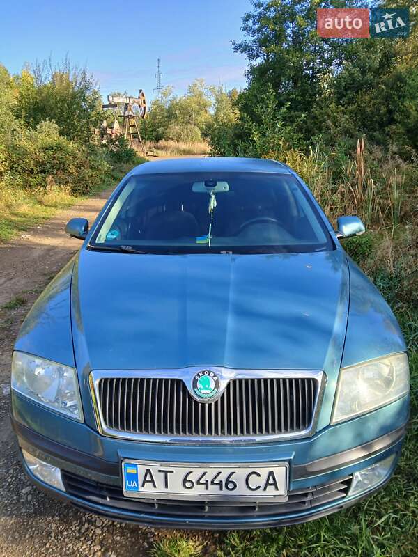 Лифтбек Skoda Octavia 2004 в Долине