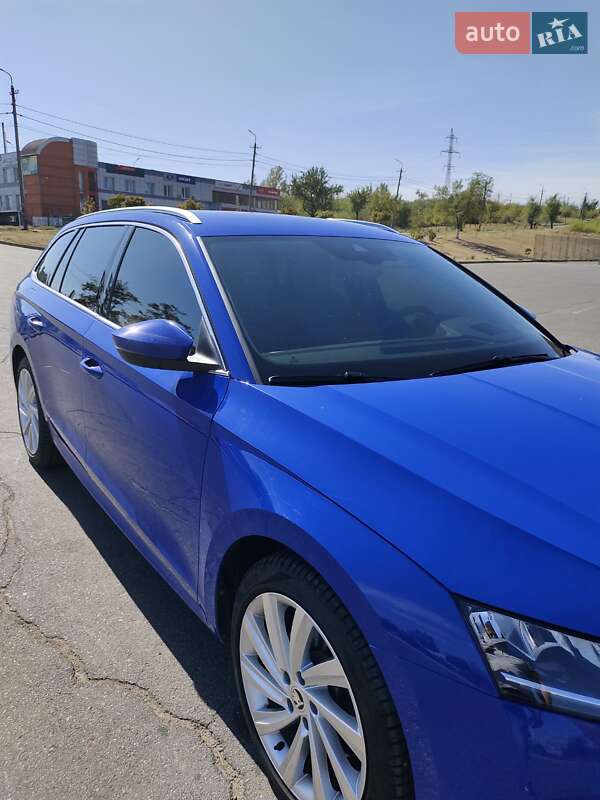 Универсал Skoda Octavia 2021 в Кривом Роге