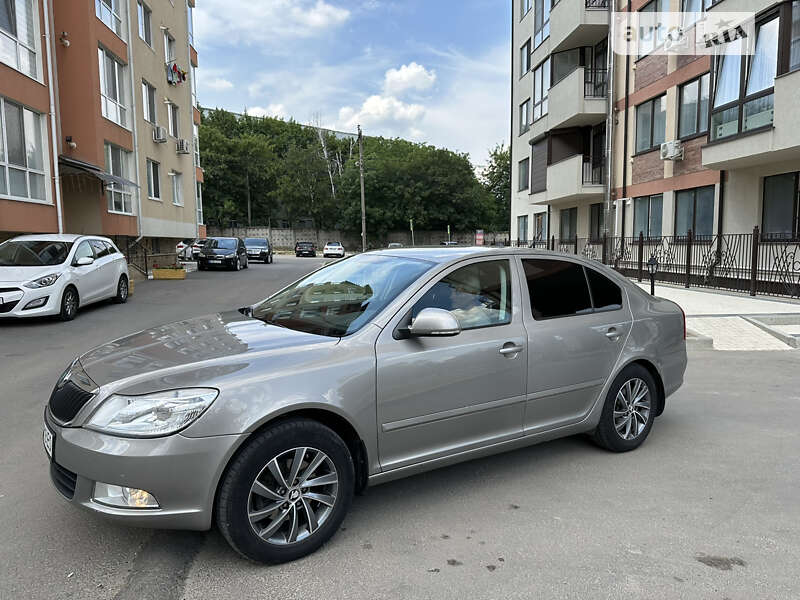 Лифтбек Skoda Octavia 2013 в Николаеве