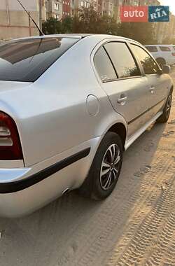 Лифтбек Skoda Octavia 2000 в Полтаве