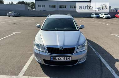 Універсал Skoda Octavia 2009 в Рівному