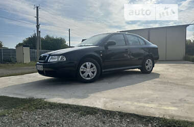 Ліфтбек Skoda Octavia 2003 в Гайвороні