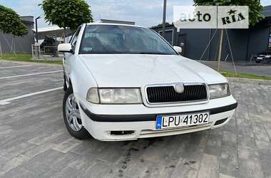 Ліфтбек Skoda Octavia 1999 в Луцьку