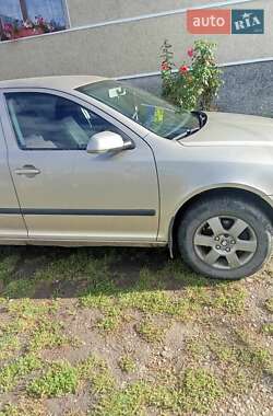 Лифтбек Skoda Octavia 2005 в 