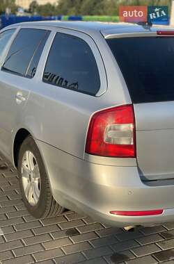 Универсал Skoda Octavia 2011 в Дрогобыче