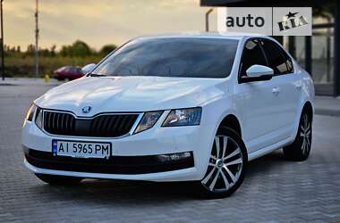 Лифтбек Skoda Octavia 2019 в Киеве