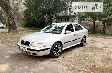 Лифтбек Skoda Octavia 1998 в Киеве