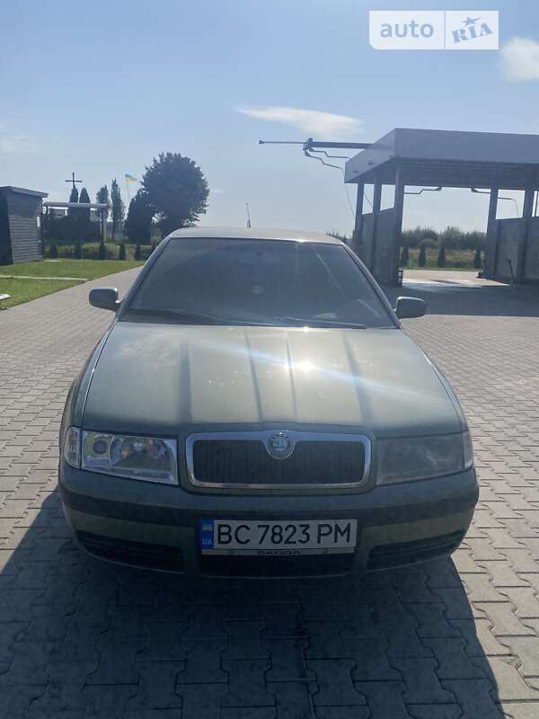 Ліфтбек Skoda Octavia 2003 в Львові