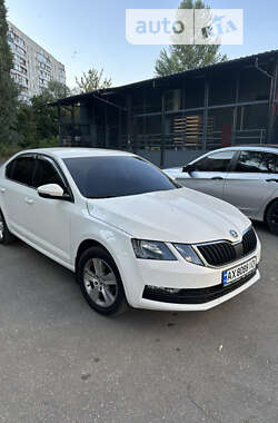 Ліфтбек Skoda Octavia 2019 в Харкові