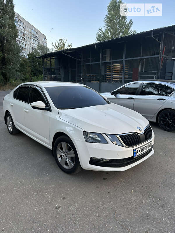 Лифтбек Skoda Octavia 2019 в Харькове