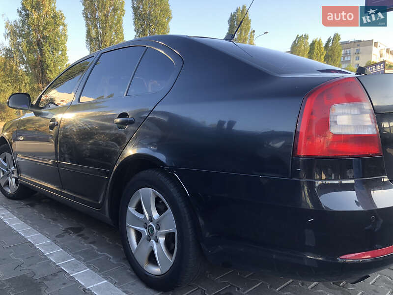 Лифтбек Skoda Octavia 2010 в Киеве