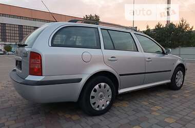 Универсал Skoda Octavia 2009 в Луцке