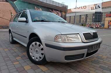 Универсал Skoda Octavia 2009 в Луцке