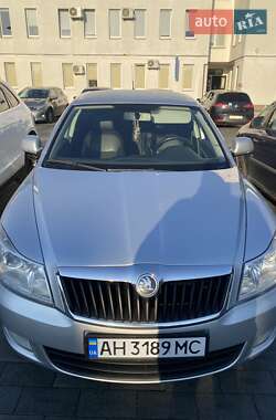 Лифтбек Skoda Octavia 2010 в 