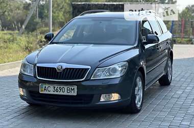 Універсал Skoda Octavia 2010 в Камені-Каширському