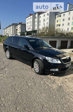 Универсал Skoda Octavia 2011 в Самборе