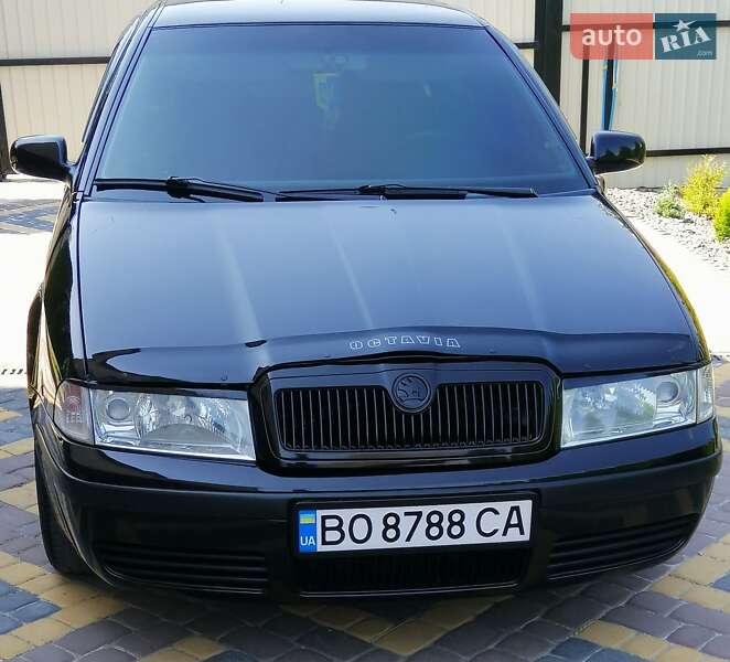 Лифтбек Skoda Octavia 2002 в Тернополе