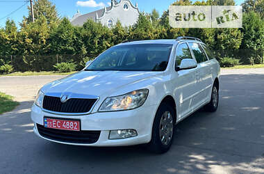 Універсал Skoda Octavia 2010 в Харкові