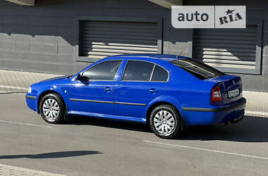 Лифтбек Skoda Octavia 2001 в Киеве